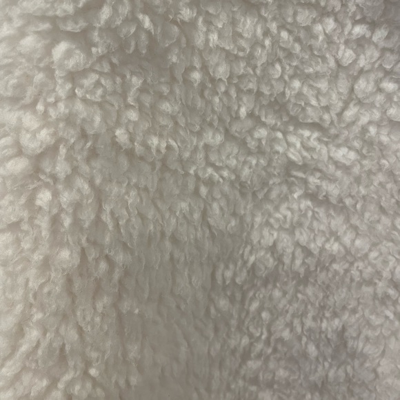 white teddy vest - Picture 7 of 7